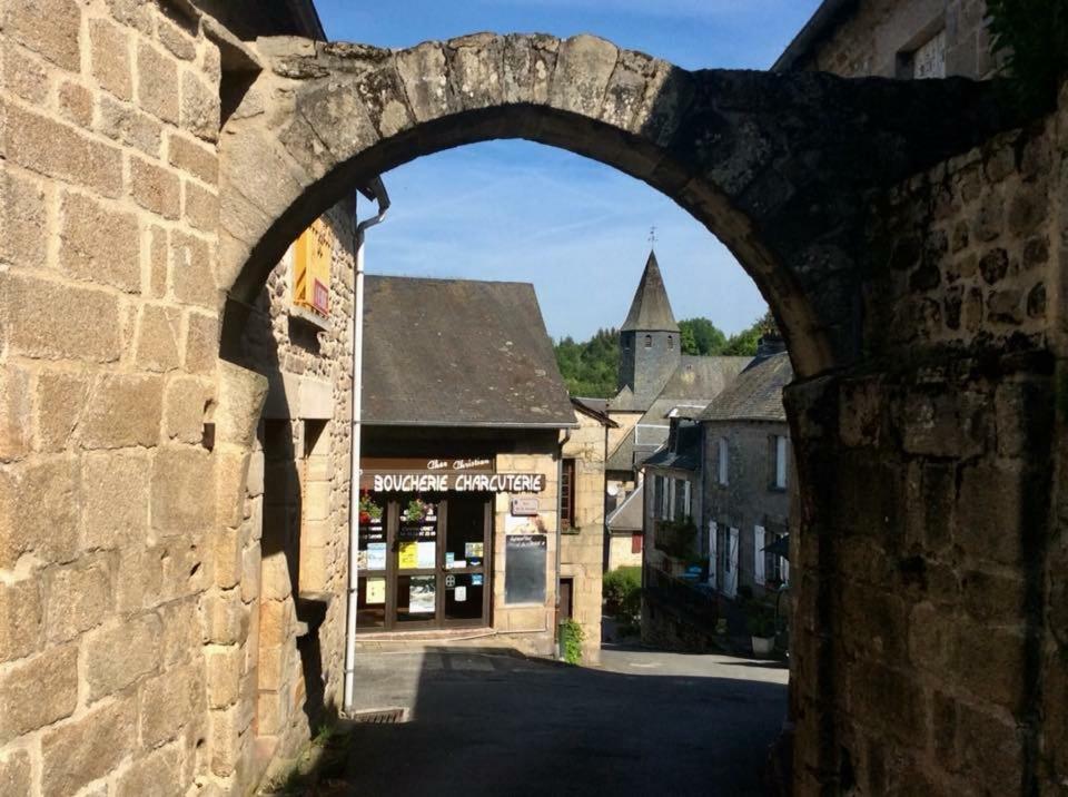 L'Ancienne Maison Treignac Exterior photo